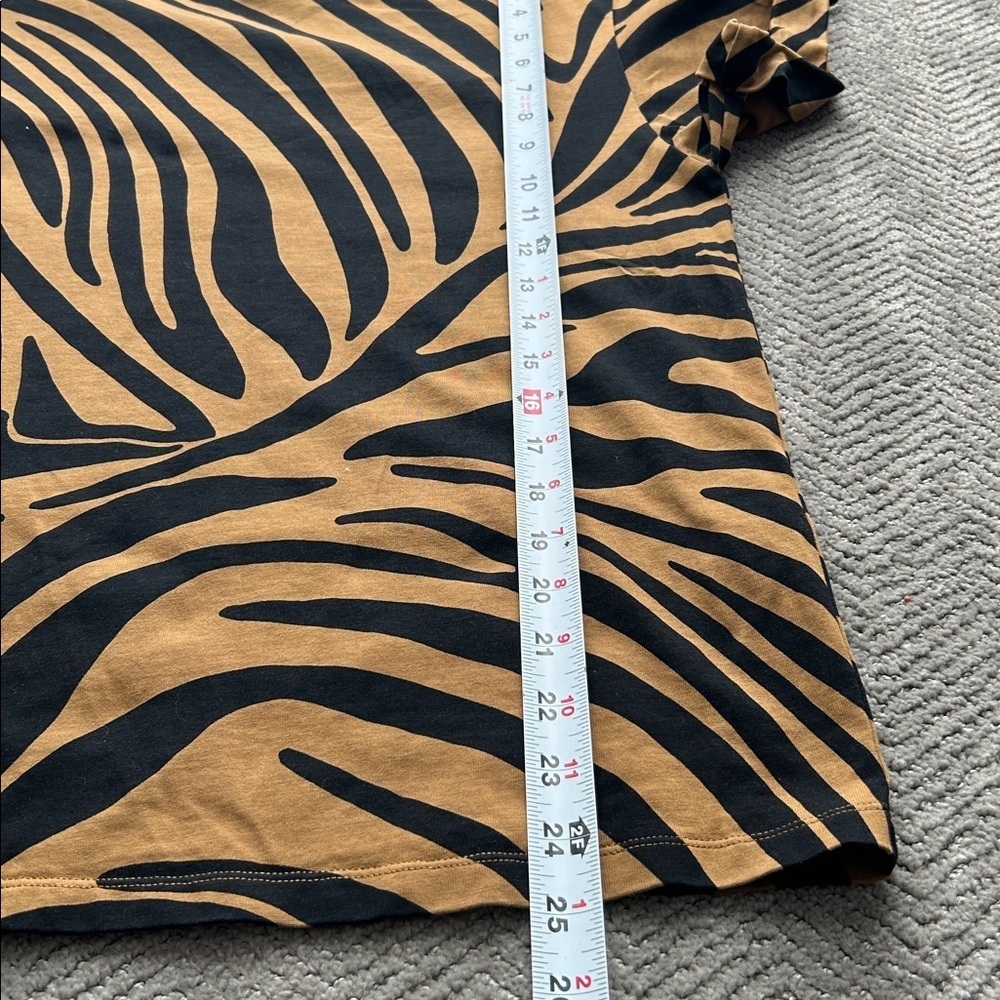 3.1 Phillip Lim Tiger StripeT-Shirt Black and Brown Small - Picture 8 of 9